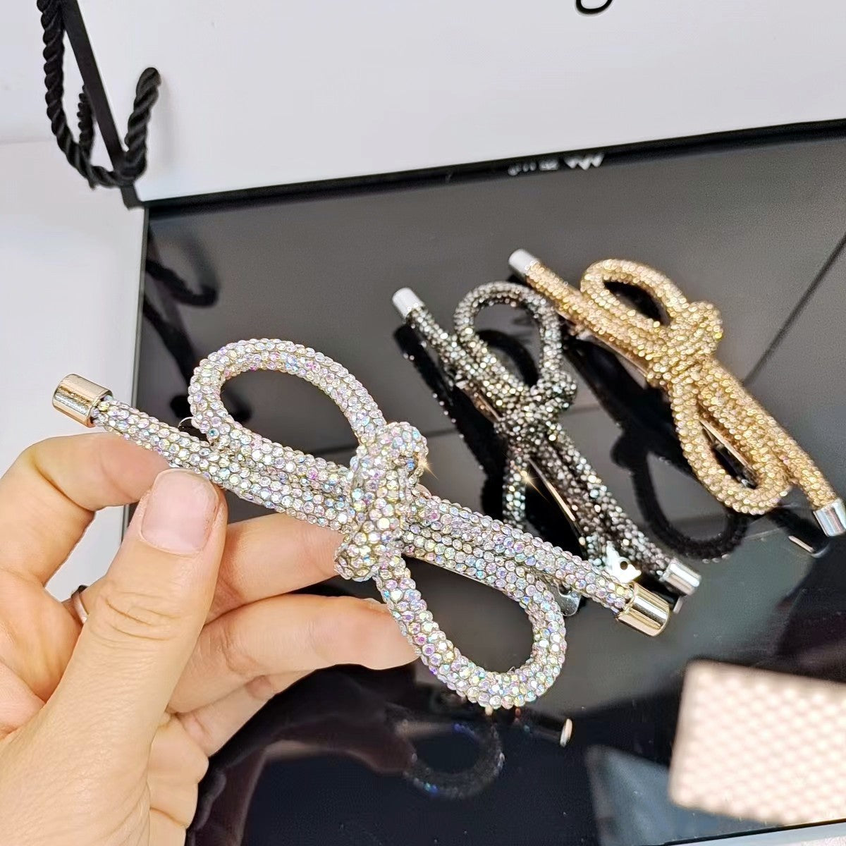 Women's Simple Style Classic Style Bow Knot Alloy Inlay Rhinestones Hair Clip