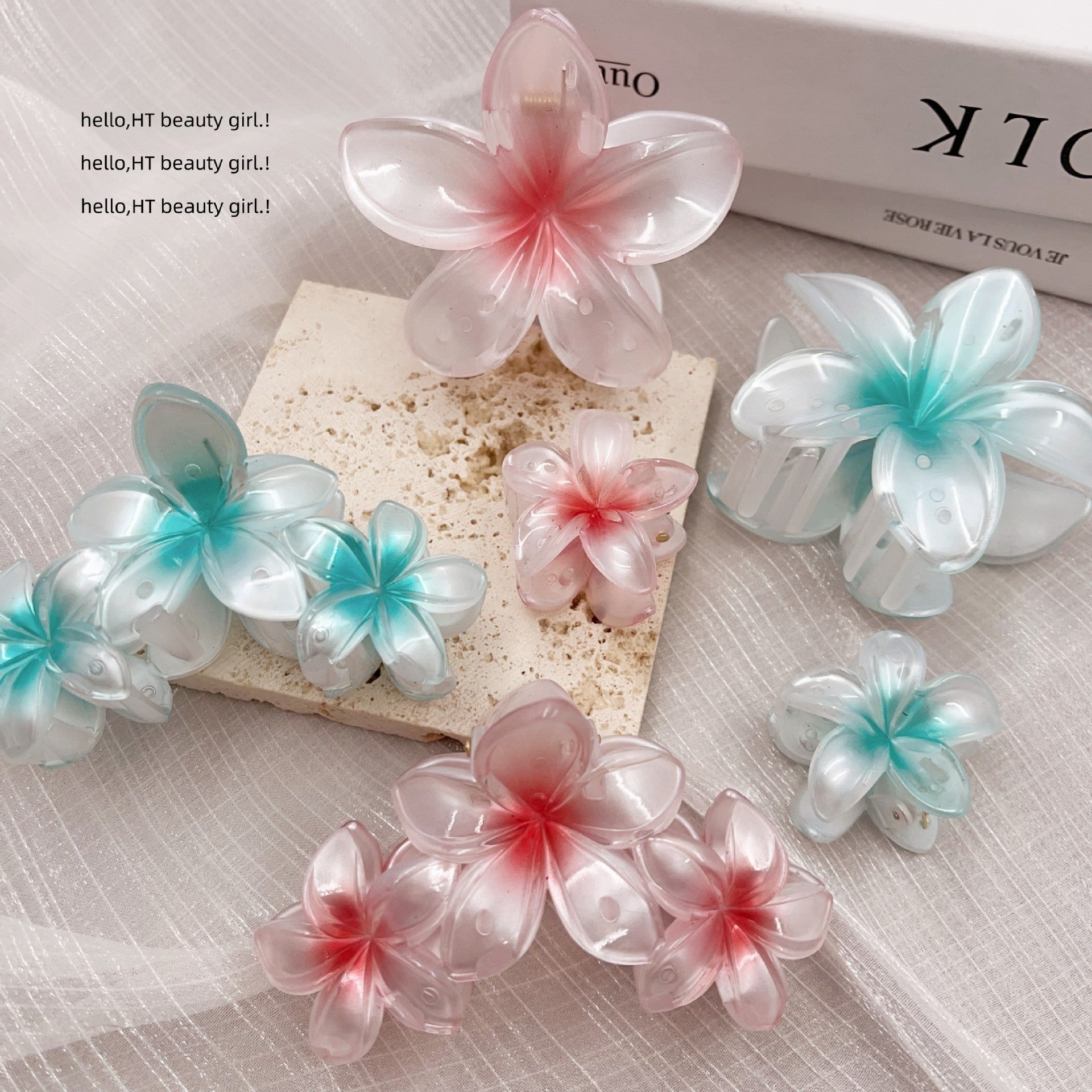 Women's Sweet Flower Plastic Stoving Varnish Hair Claws