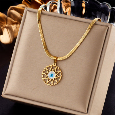 Jewelry Lady Heart Shape Eye Titanium Steel Plating Necklace