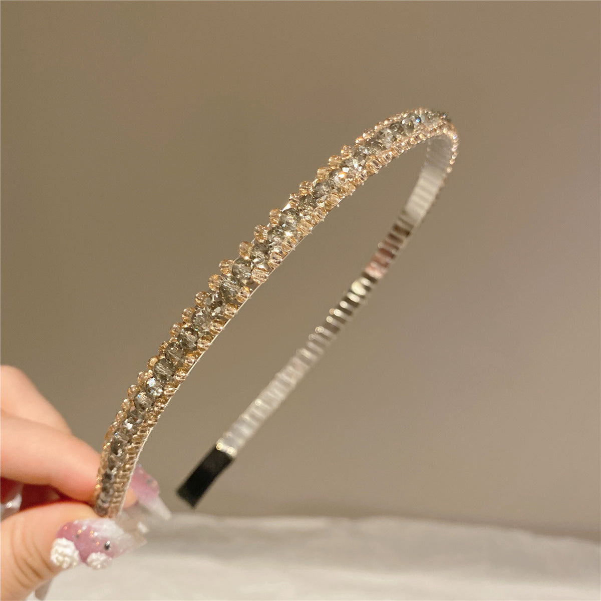 Women's Simple Style Shiny Solid Color Artificial Crystal Diamond Hair Band