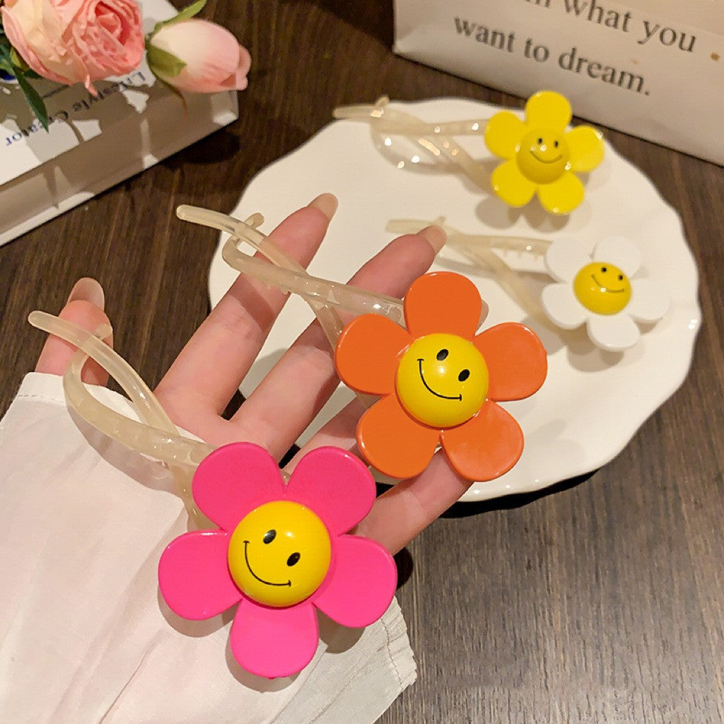 Women's Sweet Flower Arylic Plating Hair Clip