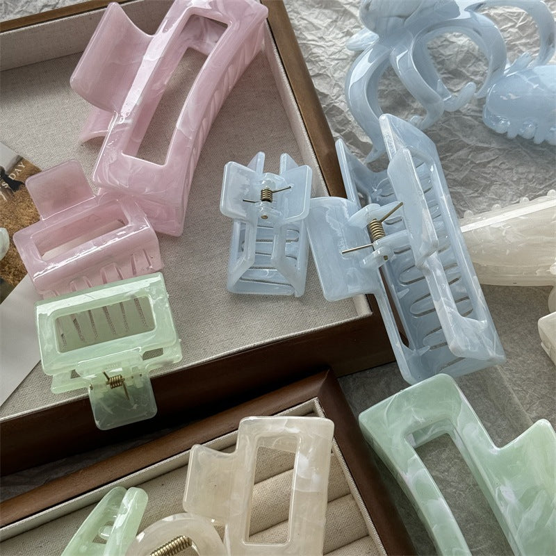 Women's Elegant Solid Color Plastic Hair Claws