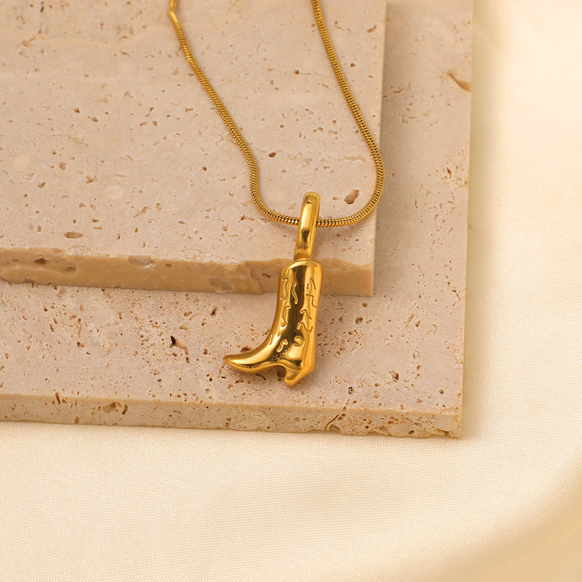 Jewelry Retro Boots 304 Stainless Steel 18K Gold Plated Plating Pendant Necklace