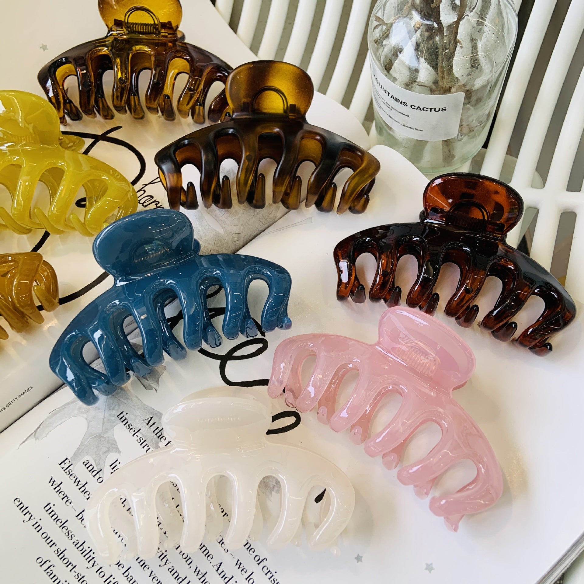 Women's Simple Style Color Block Acetic acid sheets Polishing Hair Claws