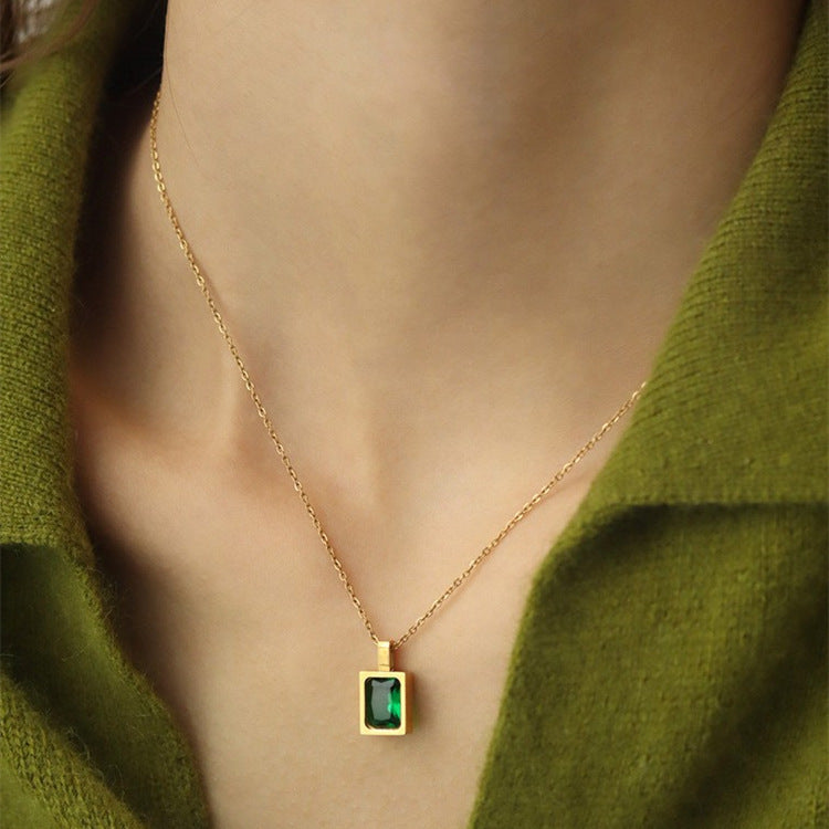 Jewelry Elegant Lady Streetwear Geometric Square Titanium Steel Zircon Plating Inlay Pendant Necklace