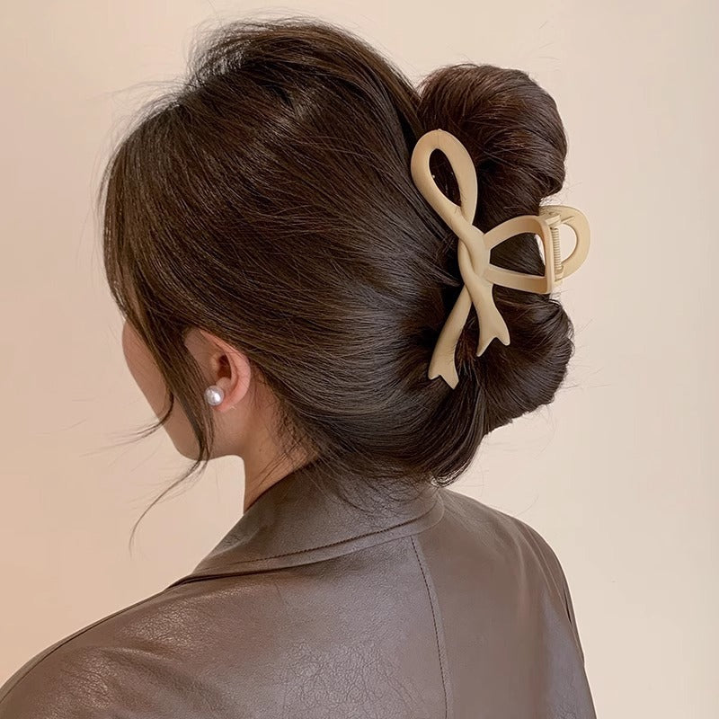 Cute love grab clip girl 2025 new popular high-end disc hair shark clip hairpin hair card headdress