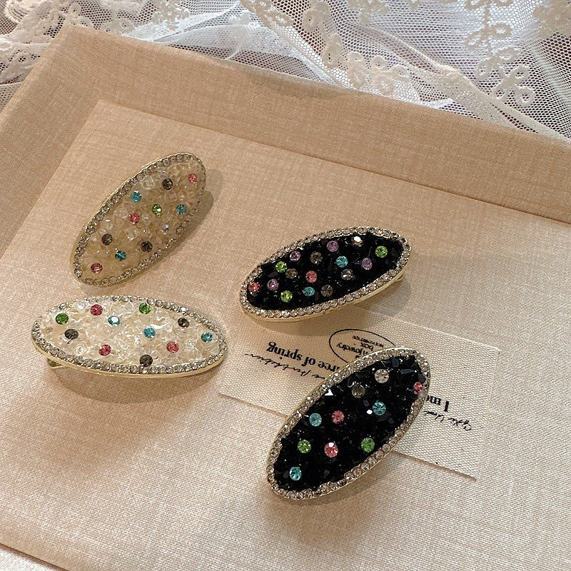 Women's Retro Simple Style Solid Color Rhinestone Hair Clip