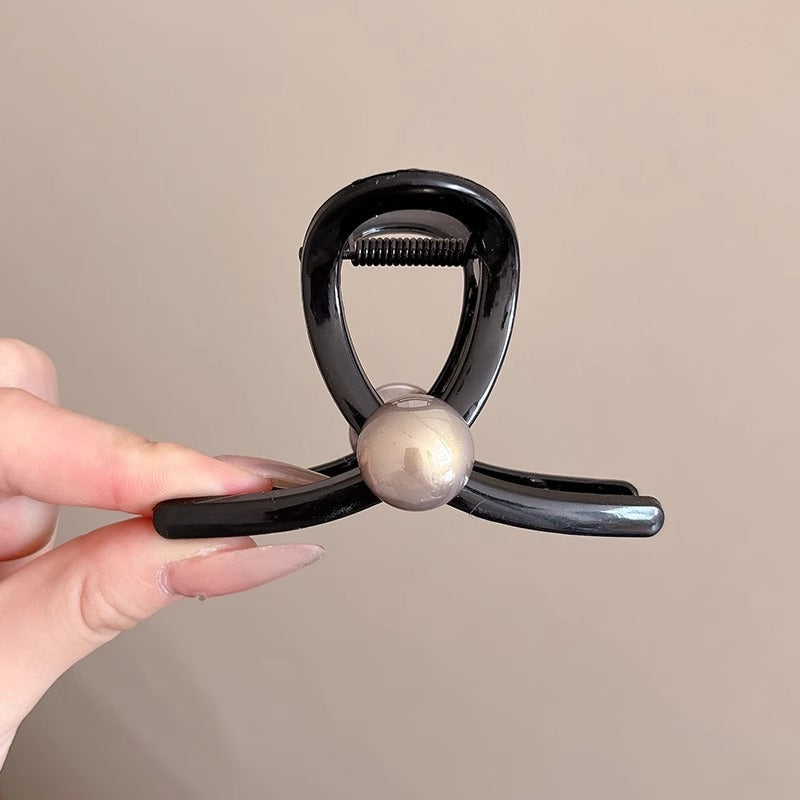 Cute love grab clip girl 2025 new popular high-end disc hair shark clip hairpin hair card headdress