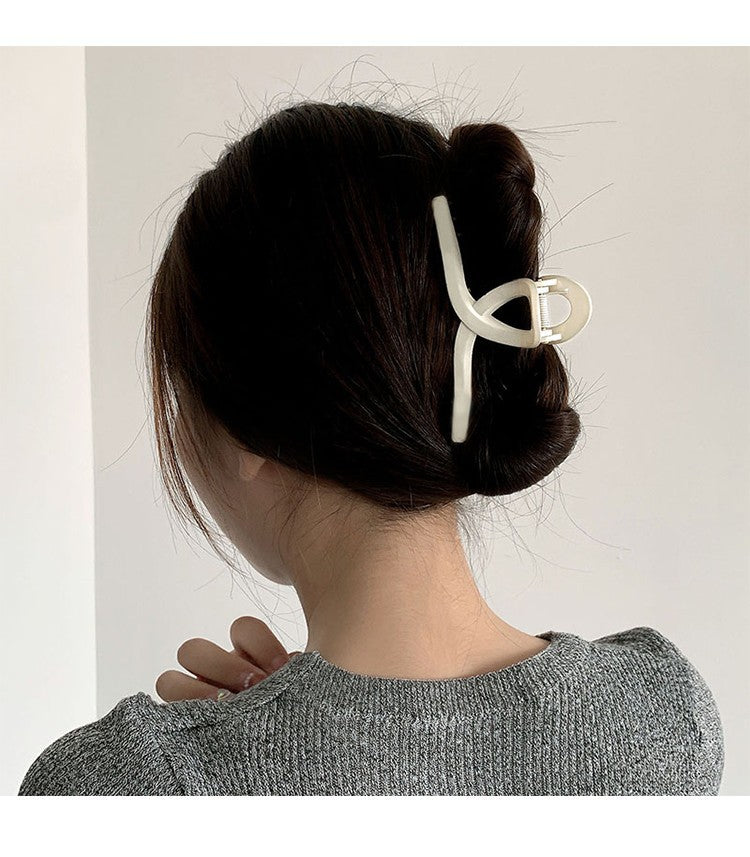 fashion geometric resin stoving varnish hair claws 1 piece