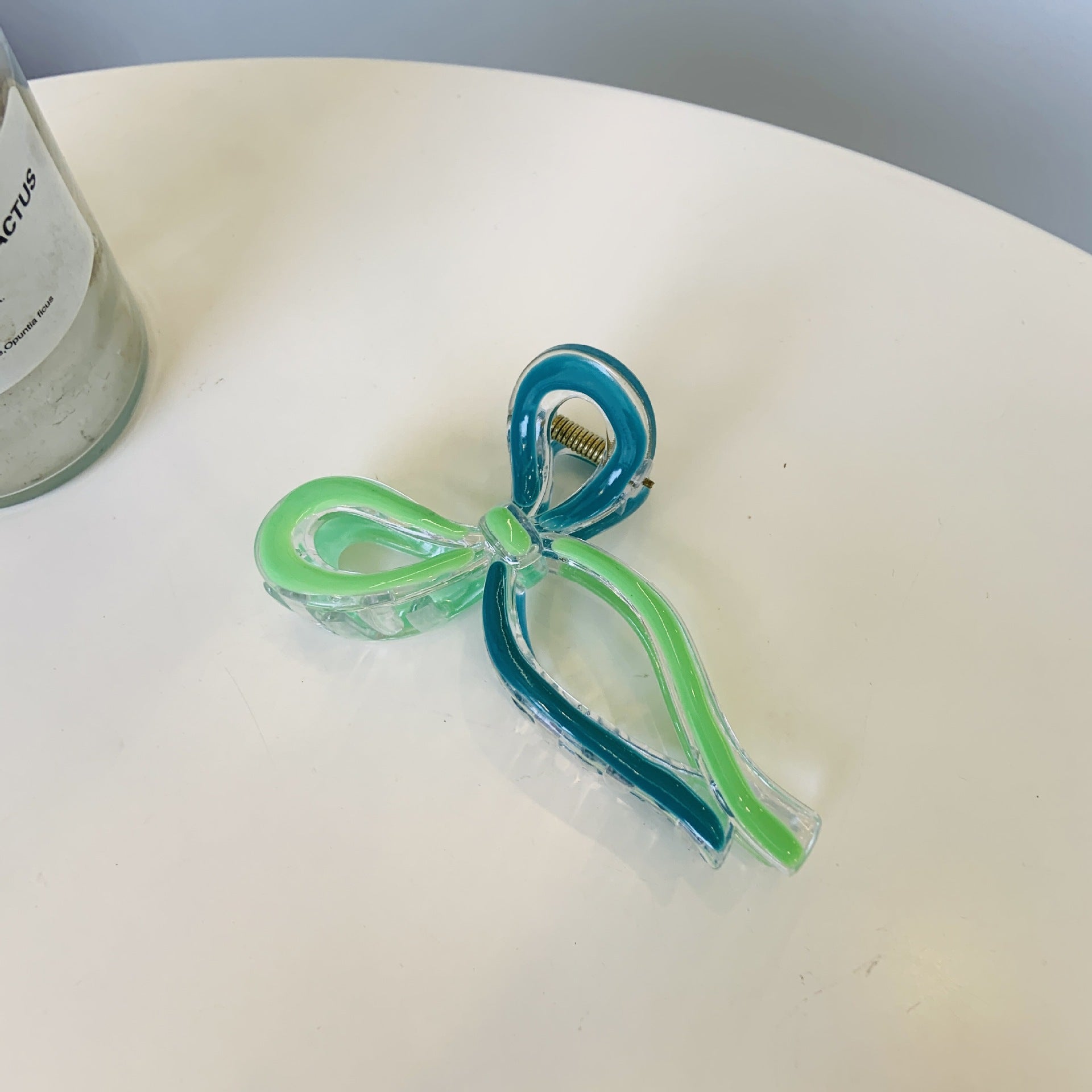 Women's Simple Style Bow Knot Plastic Resin Polishing Hair Claws