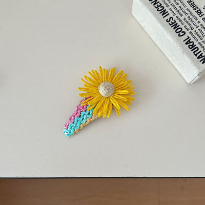 Women's Casual Sweet Daisy Plastic Hair Clip