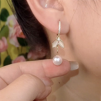 Temperament fishtail pearl fringed earrings earrings