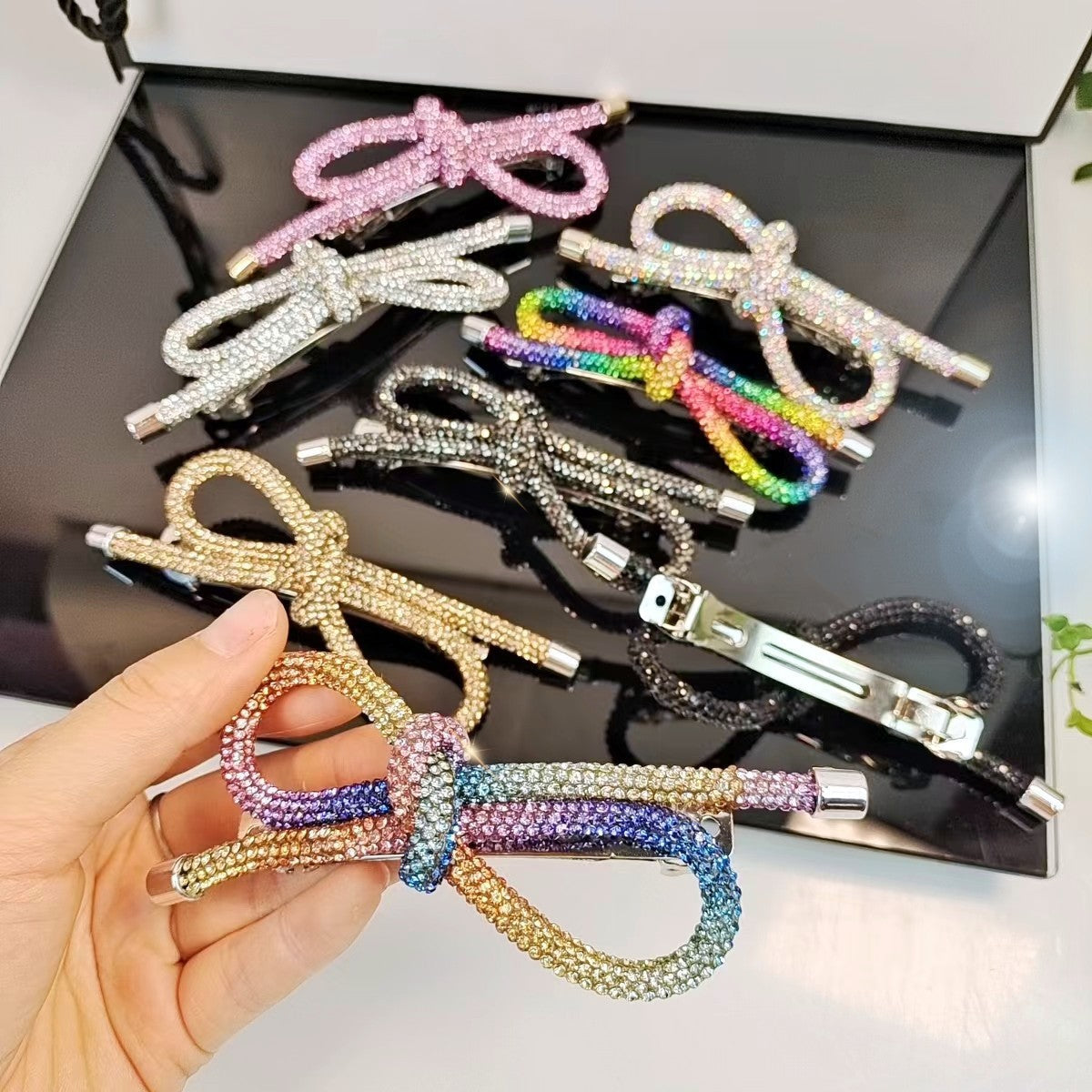 Women's Simple Style Classic Style Bow Knot Alloy Inlay Rhinestones Hair Clip