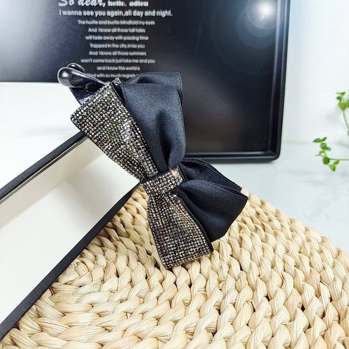 Women's Simple Style Classic Style Bow Knot Rhinestone Inlay Rhinestones Hair Clip