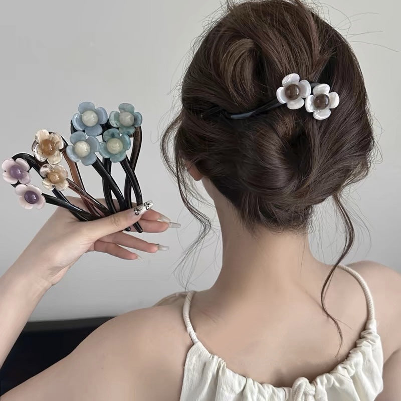 Women's Sweet Flower Arylic Plating Hair Clip
