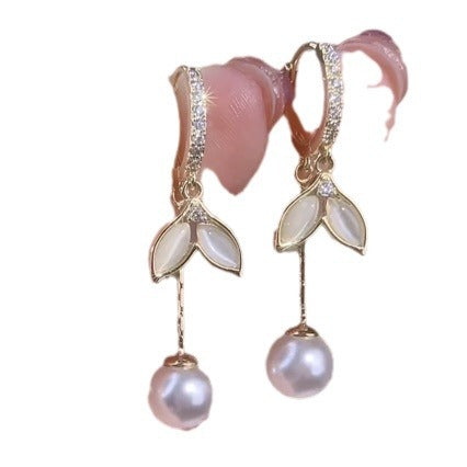 Temperament fishtail pearl fringed earrings earrings
