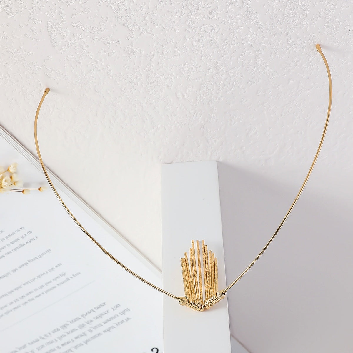 Women's Sweet Simple Style Geometric Leaves Iron Plating Hair Band