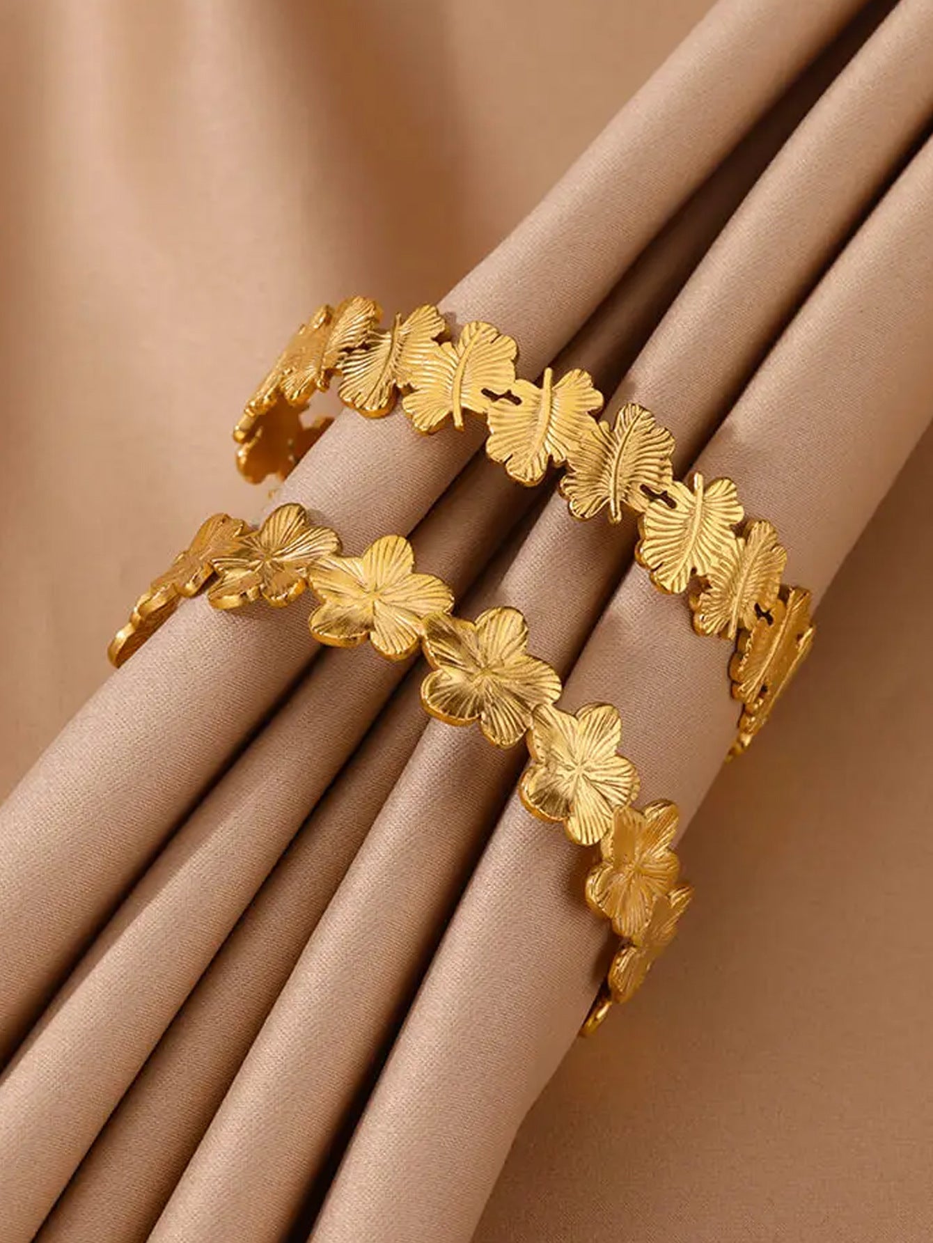 Retro Simple Style Geometric 304 Stainless Steel 18K Gold Plated Bangle In Bulk