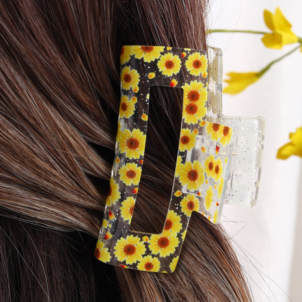 Women's Simple Style Sunflower Acetic acid sheets Hair Claws