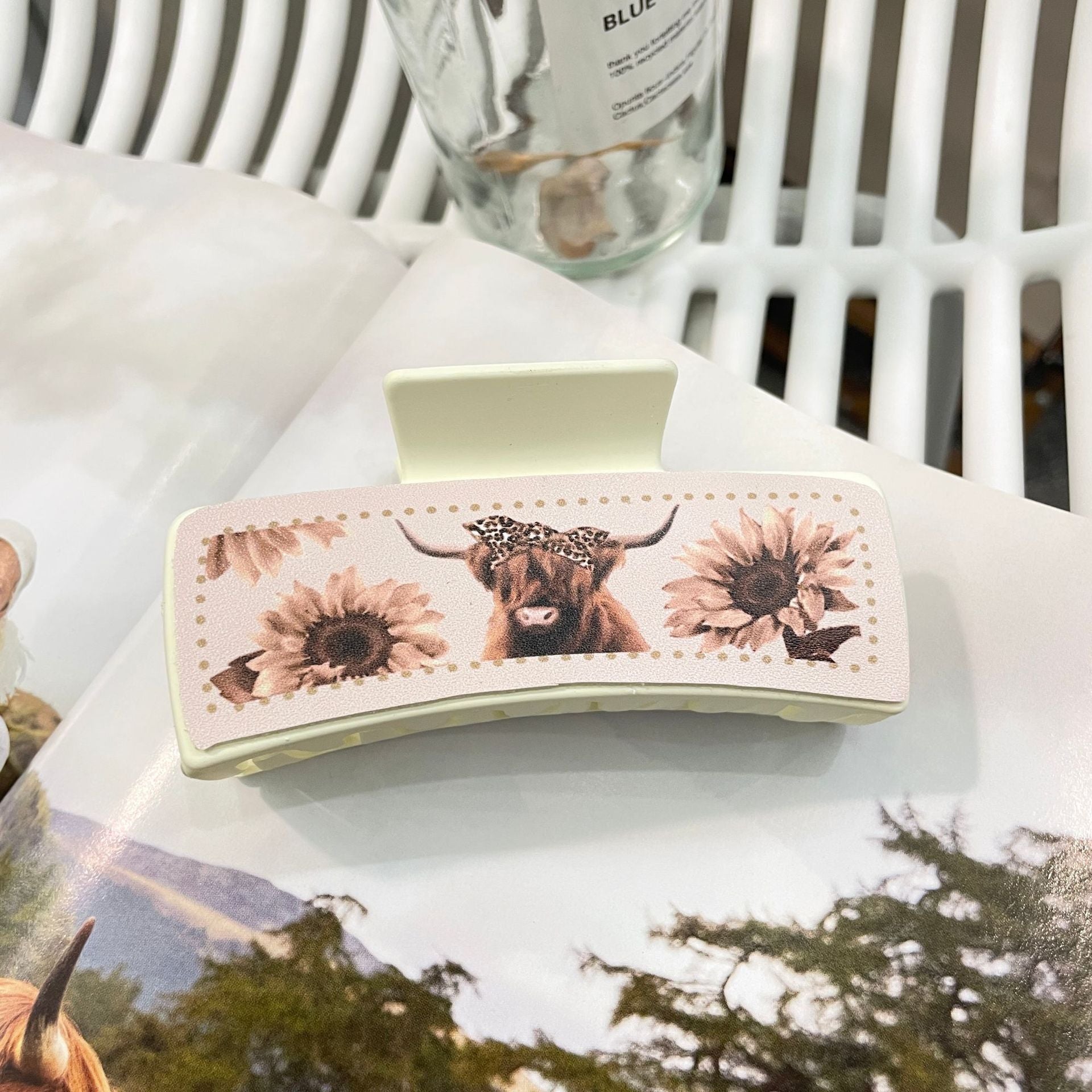 Women's Vintage Style Cattle Plastic Polishing Hair Claws