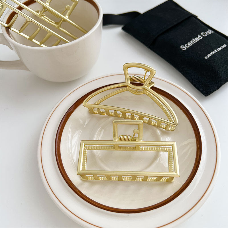 retro geometric alloy plating hair claws