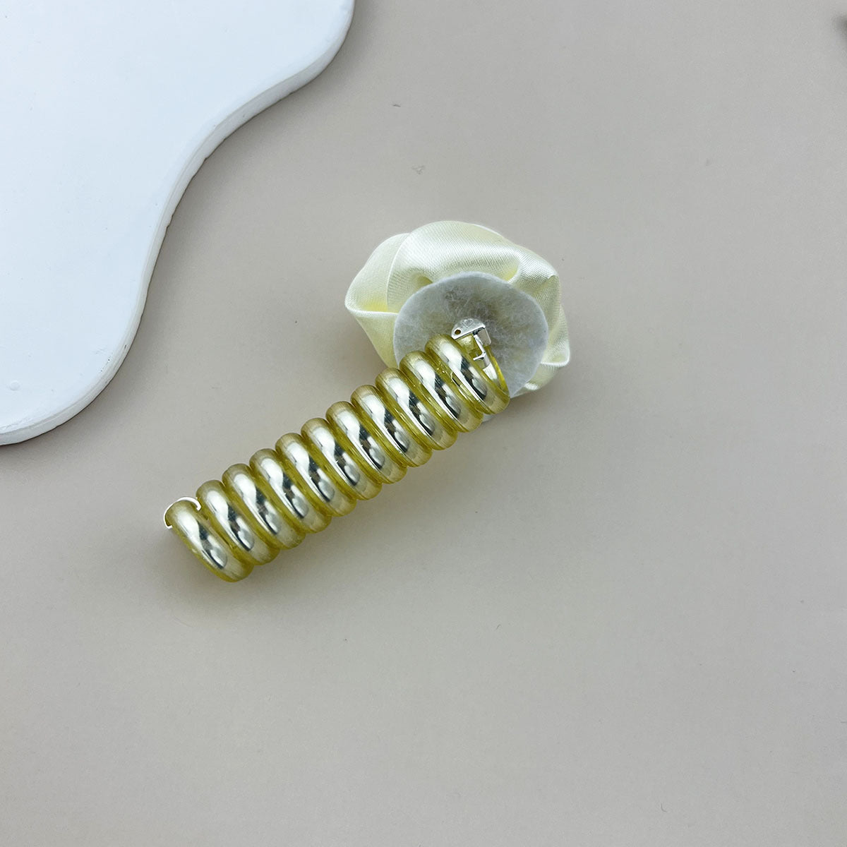 Women's Elegant Simple Style Rose Plastic Hair Tie