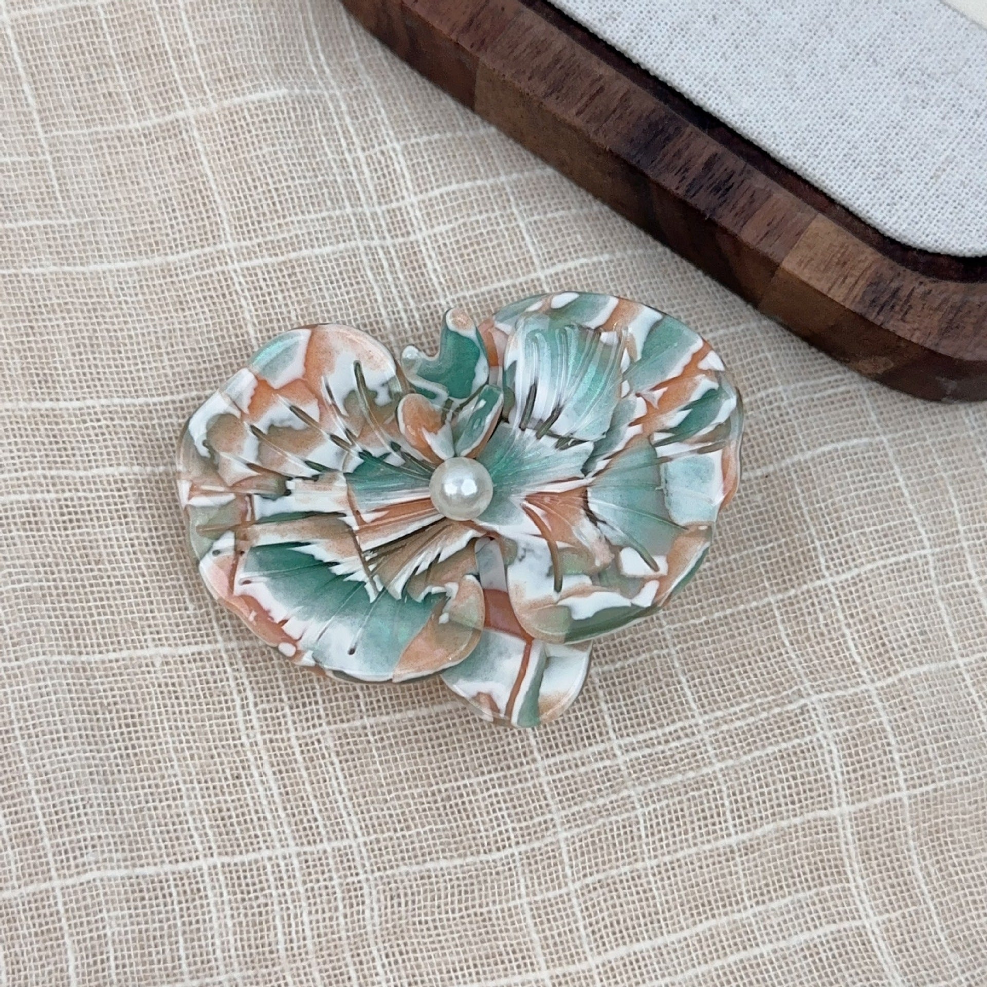 Korean Style Elegant Acetate Texture Phalaenopsis Barrettes Duckbill Clip Niche Design Exquisite Bang Clip Accessories