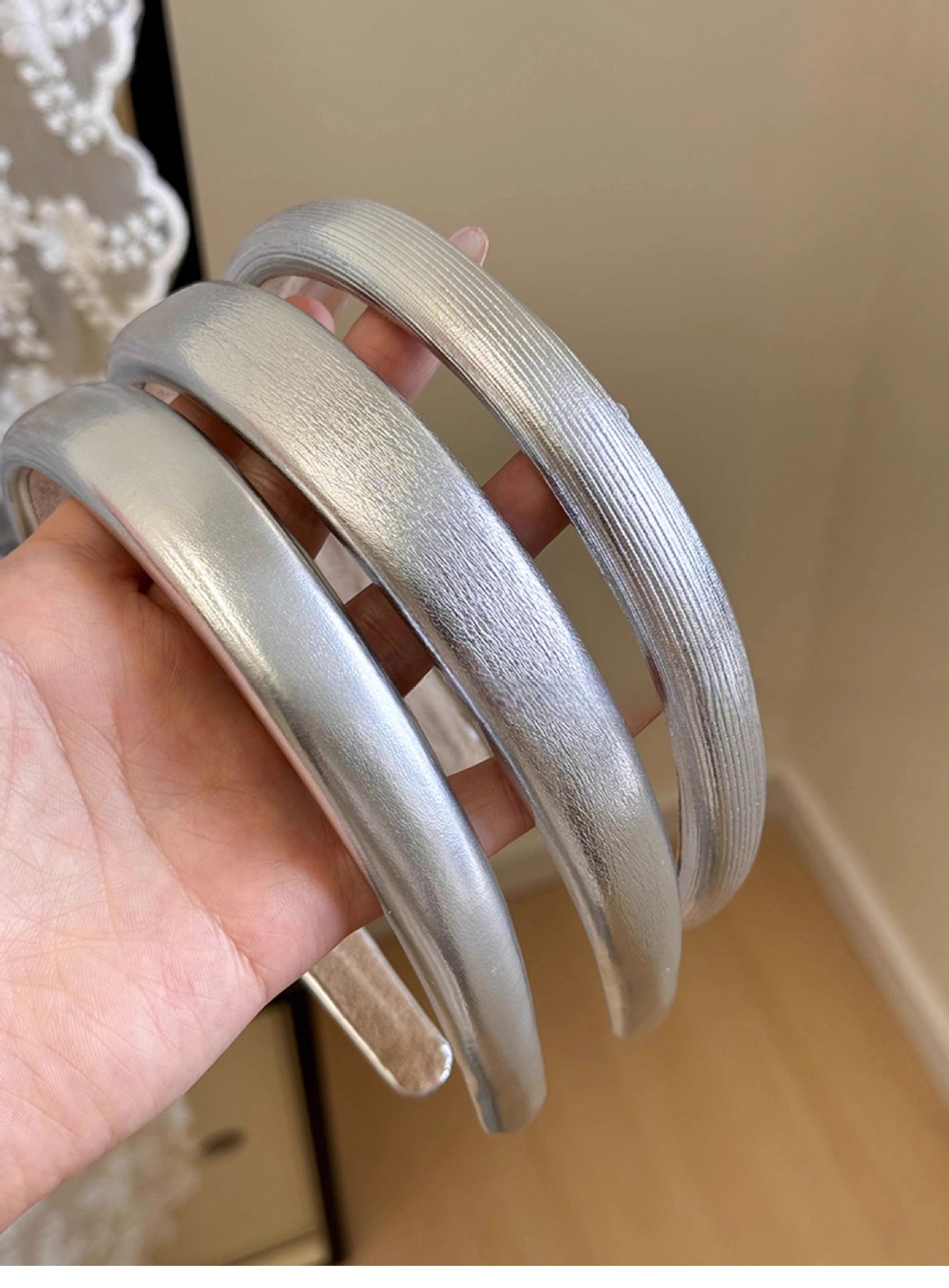 Women's Simple Style Classic Style Solid Color Pu Leather Hair Band