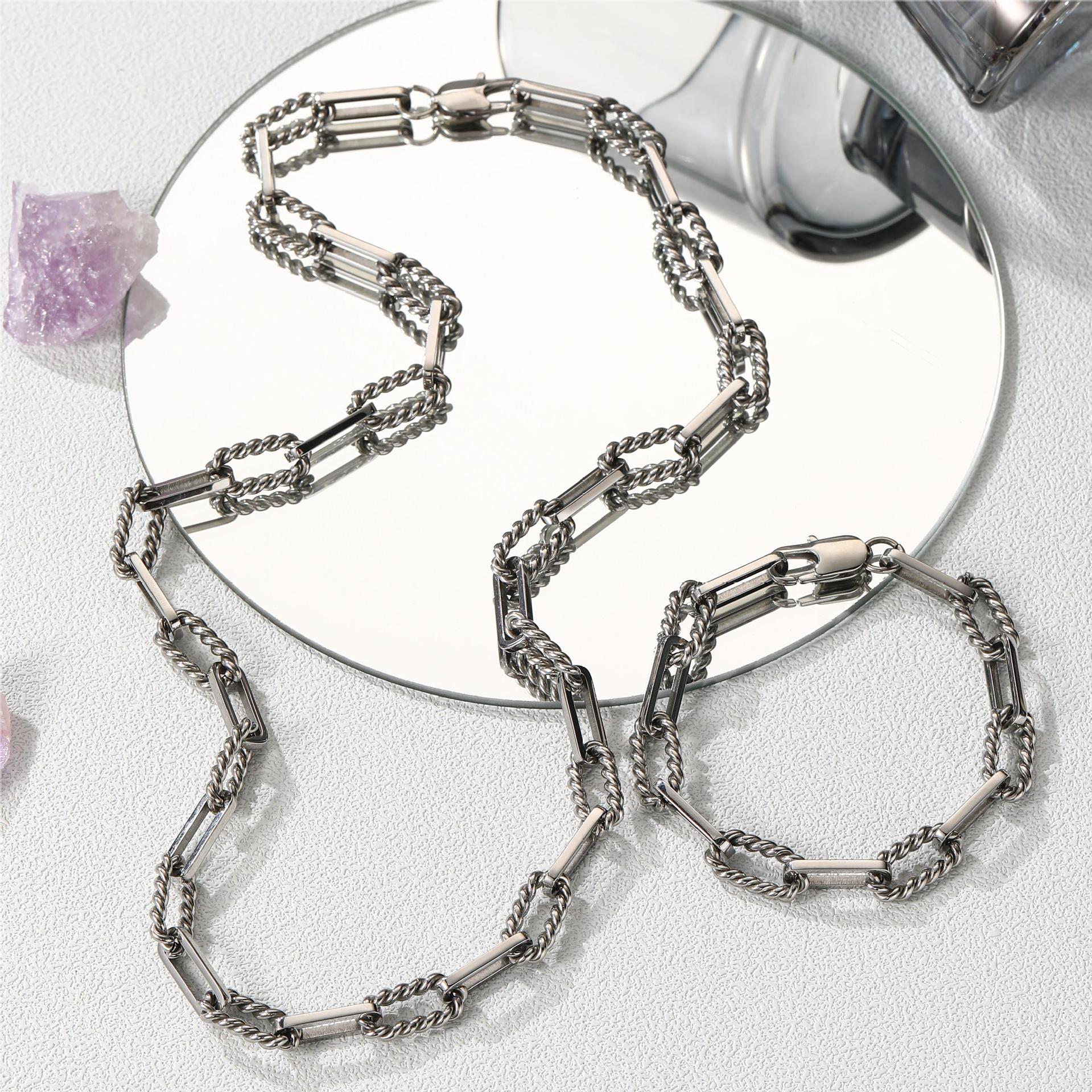 Jewelry Simple Style Classic Style Geometric Titanium Steel Polishing Necklace