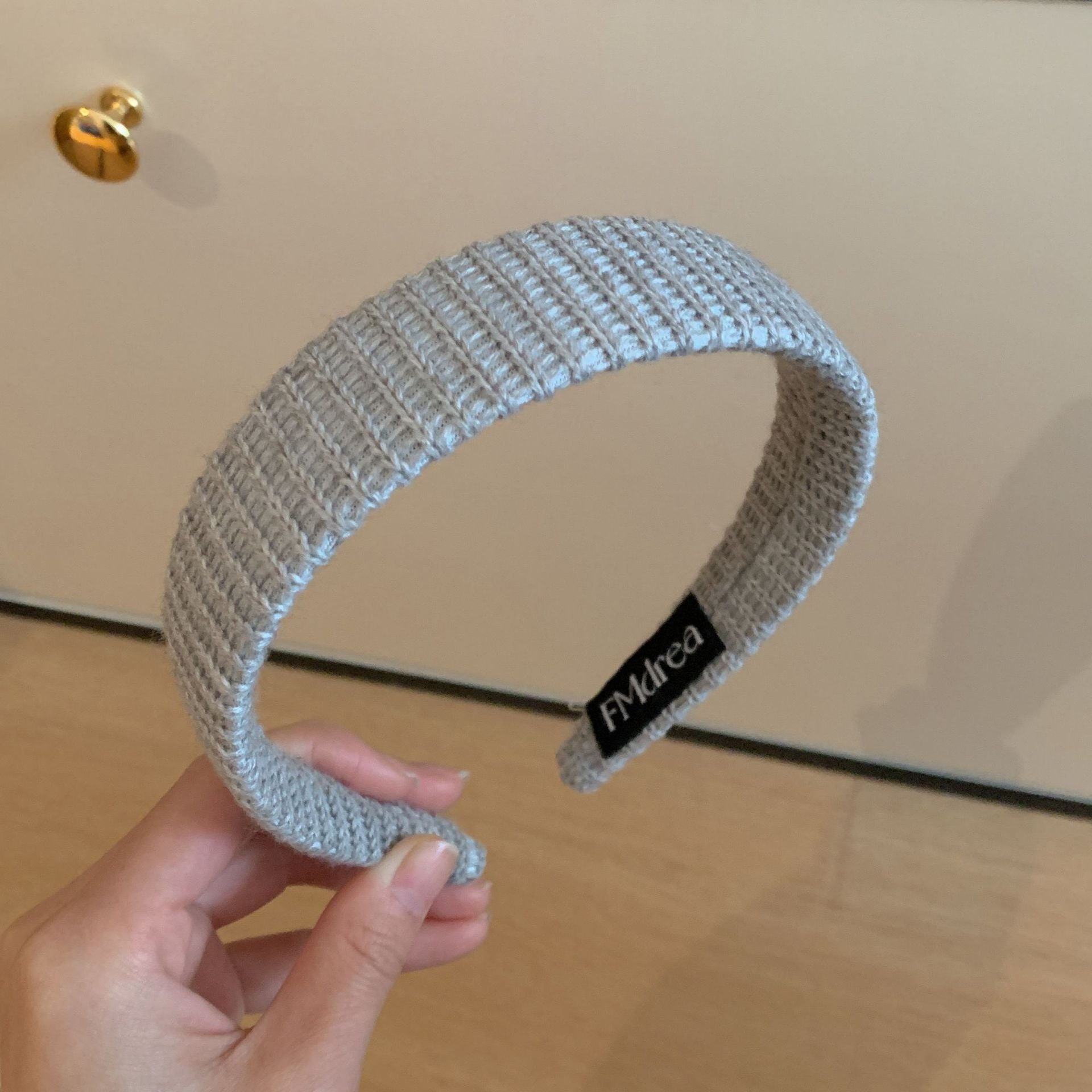 New High-Grade Retro Hand-Woven Wool Headband Hair Band College Style Girl Wide Version Headband Hair Accessories Headband