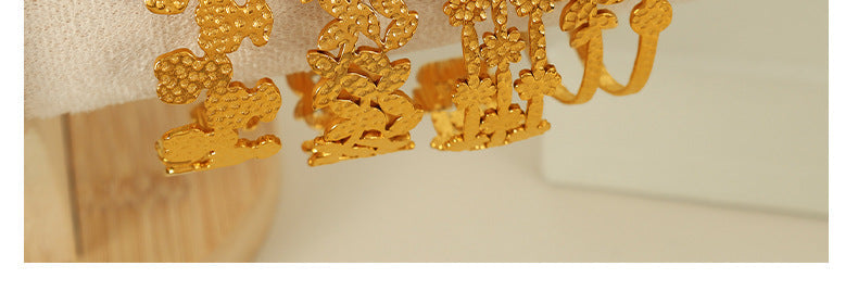 Simple Style Leaves Solid Color Flower Titanium Steel 18K Gold Plated Bangle In Bulk