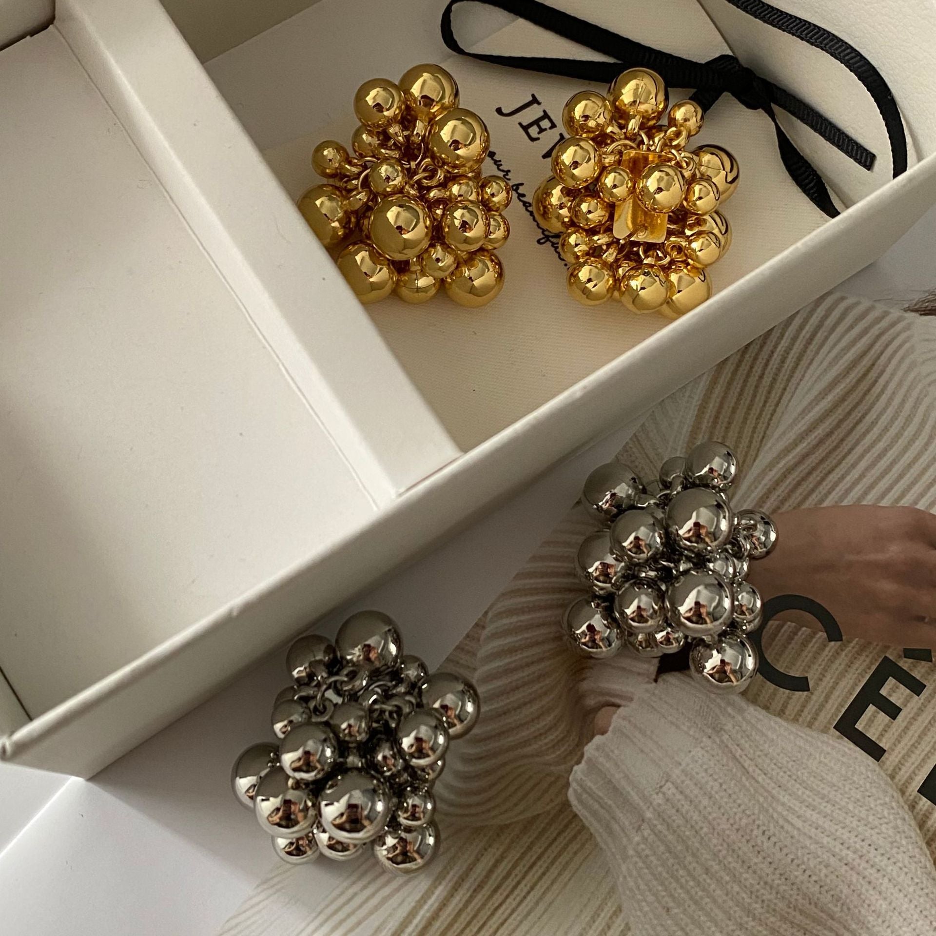 1 Pair Simple Style Classic Style Solid Color Plating Copper Ear Studs