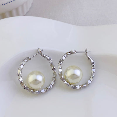 Copper plated real gold Korean version fashion broken silver earrings pearl earrings