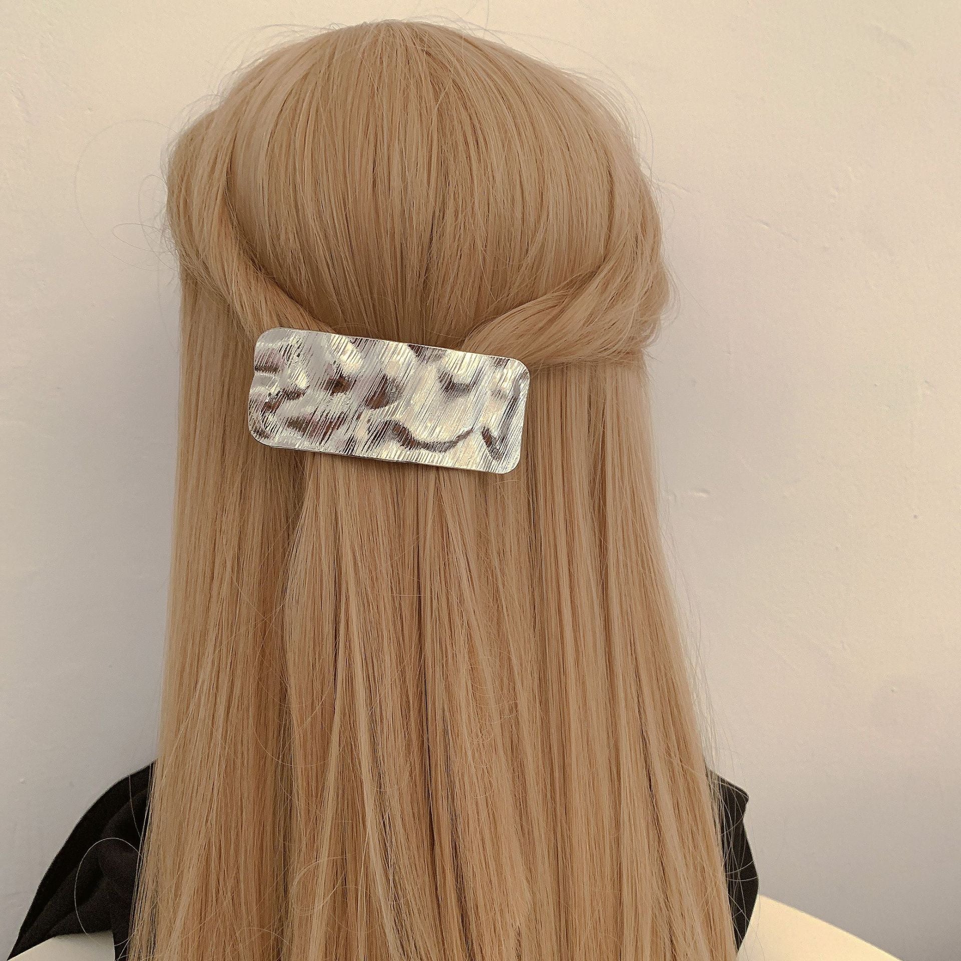 Women's Exaggerated Artistic Square Alloy Hair Clip
