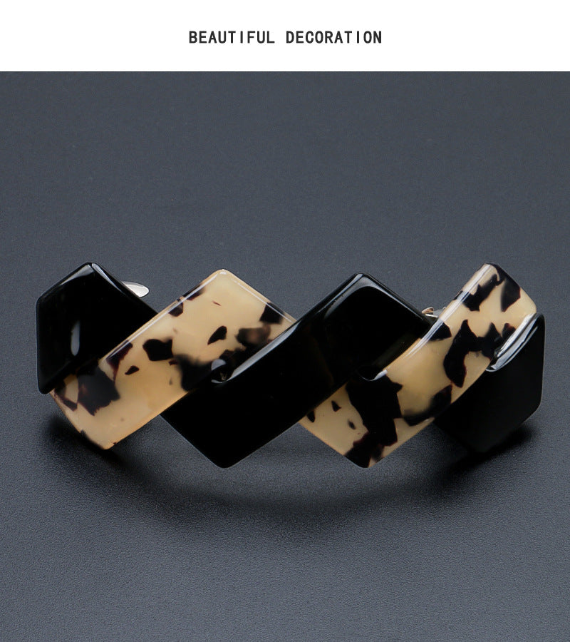 Women's Retro Simple Style Twist Acetic acid sheets Hair Clip