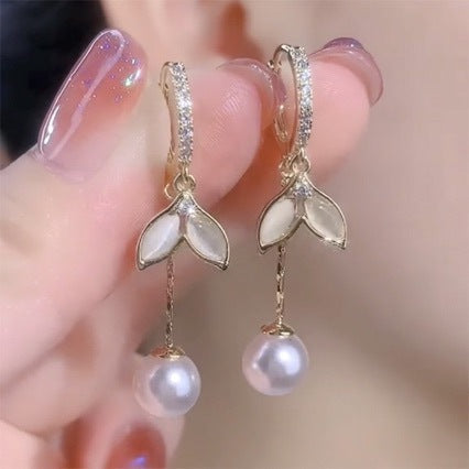 Temperament fishtail pearl fringed earrings earrings