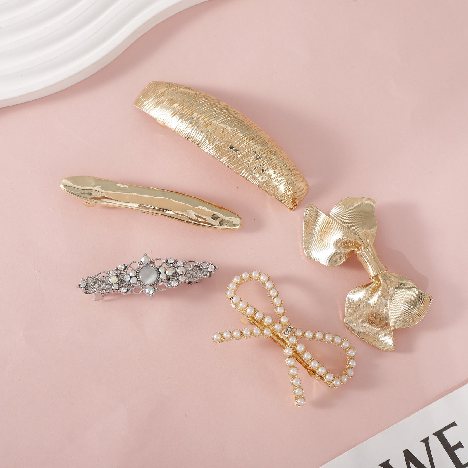 Women's Simple Style Geometric Bow Knot Alloy Plating Hair Clip