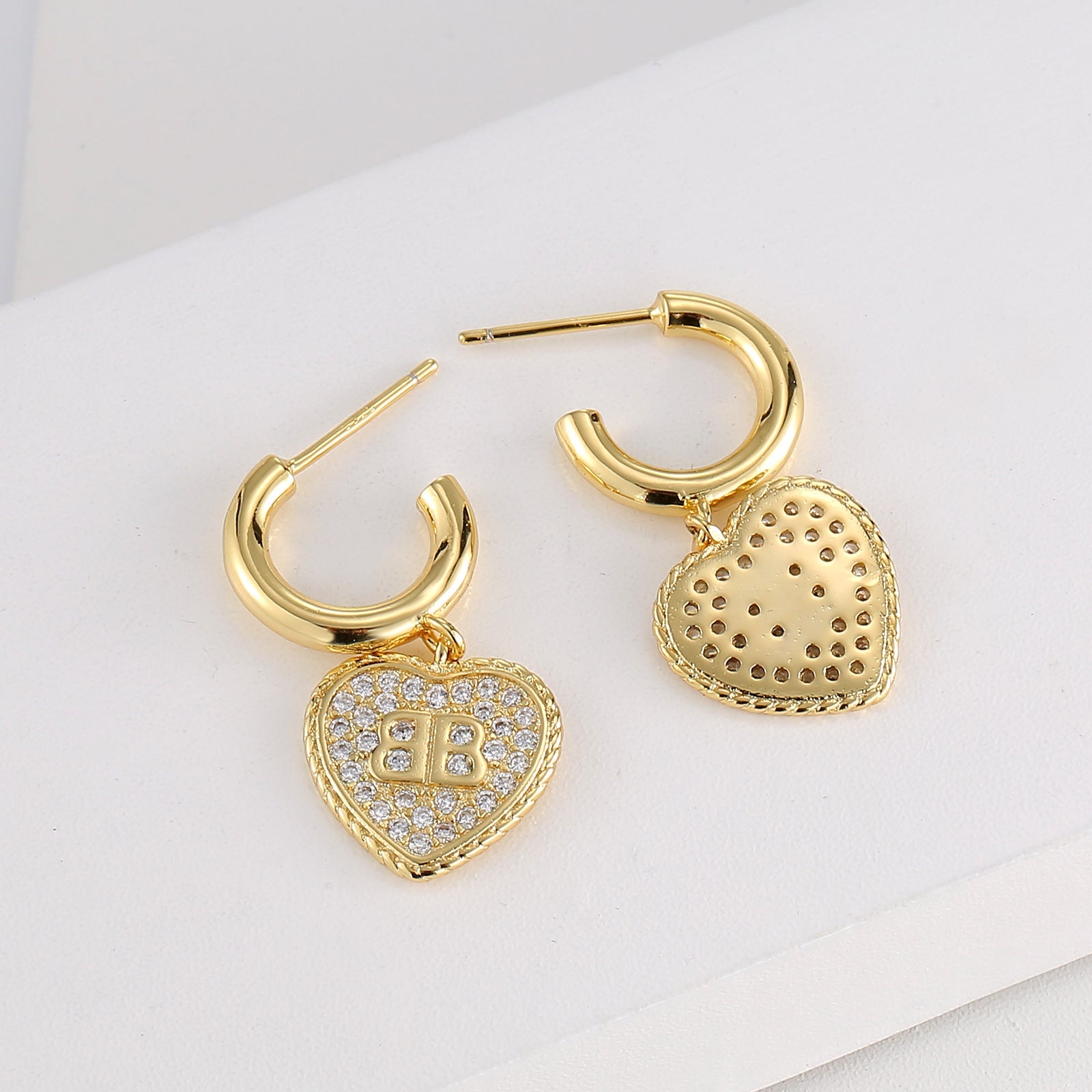 Agate love stud earrings 2025 new popular Ankola red earrings light luxury high-end small fragrant wind earrings