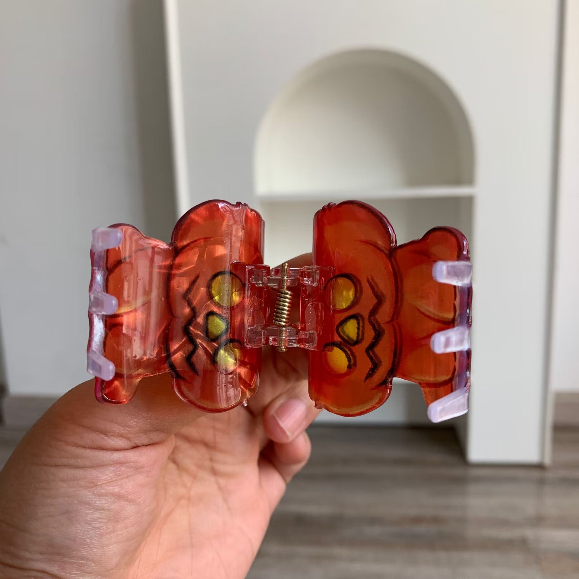 Halloween Little Ghost Acrylic Jaw Clip Niche Creative Design Small and Medium Hair Claw Shark Clip New Hair Accessories