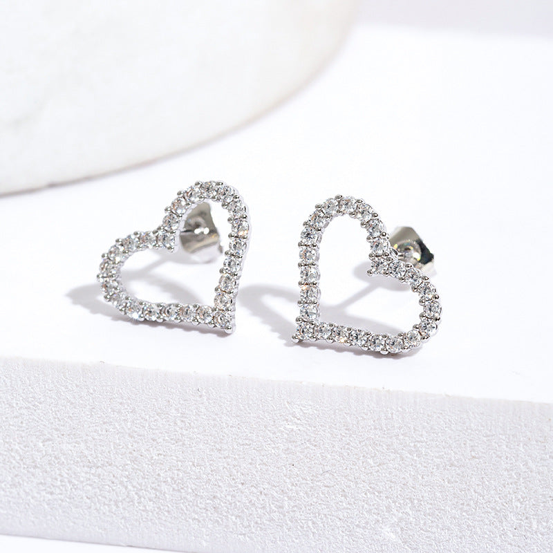 1 Pair Elegant Simple Style Heart Shape Copper Zircon Ear Studs