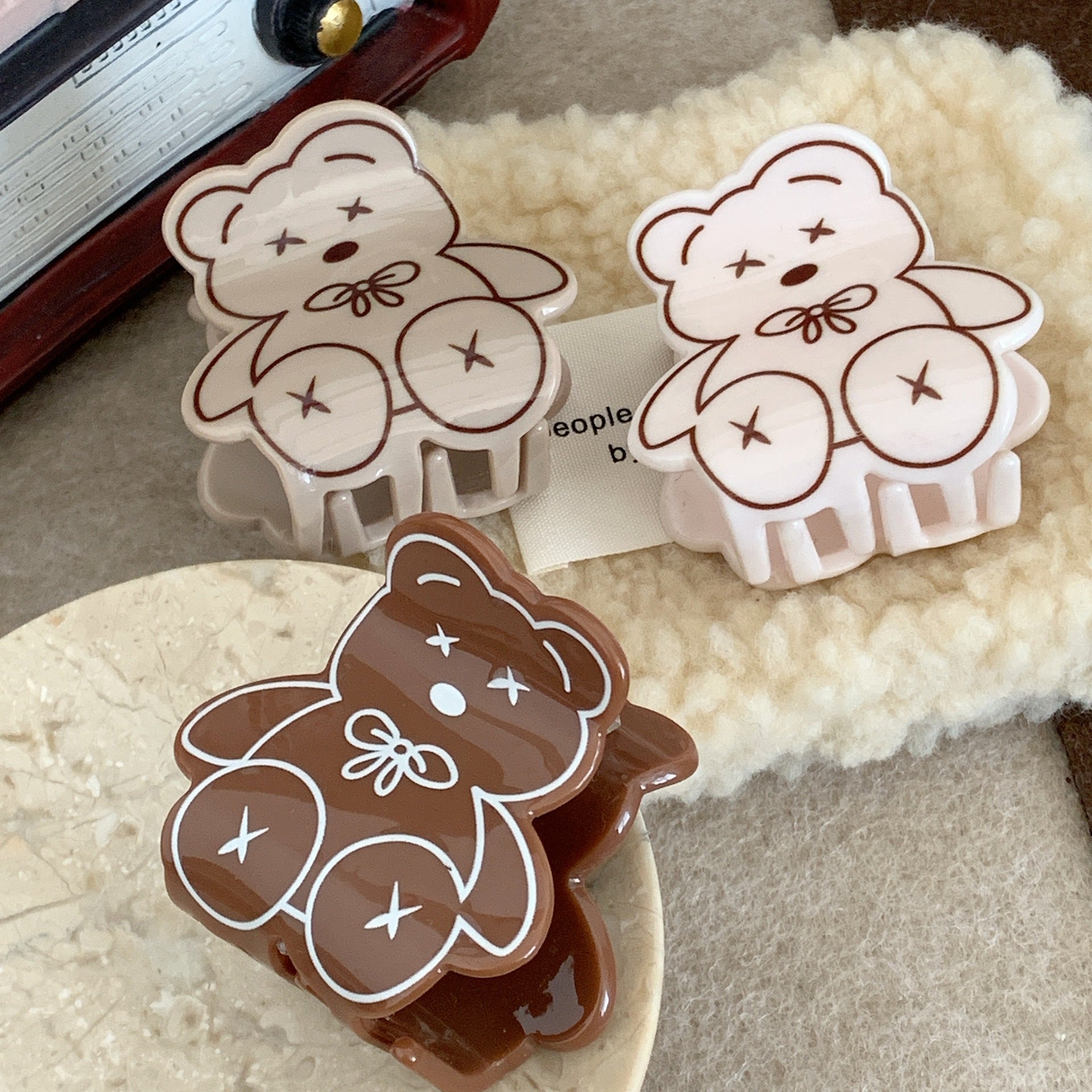 women's cute bear acetic acid sheets hair claws