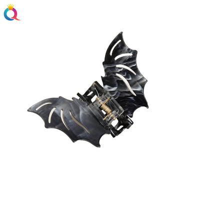 Women's Cute Simple Style Bat Plastic Hair Claws