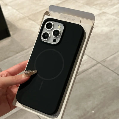 Luxury Liquid Silicone Case For iPhone 16E 16 15 14 Plus 13 12 Pro Max 11 for Magsafe Magnetic Wireless Charging Shockproof Capa