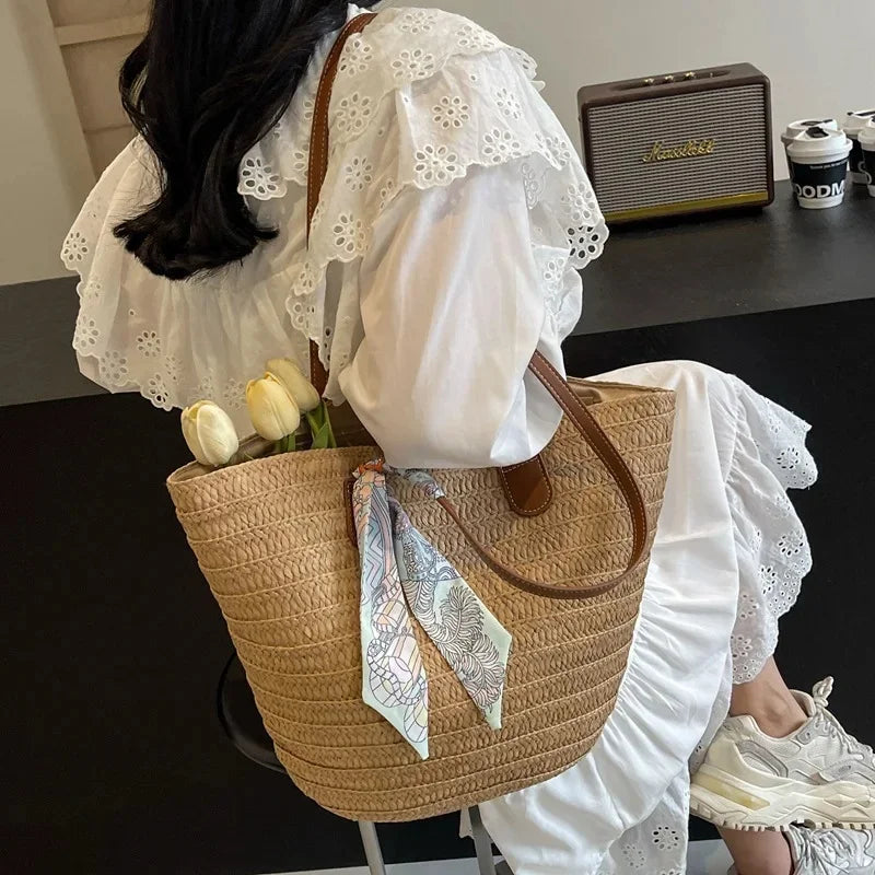 Large Capacity Straw Woven Bucket Tote Bag Commute Casual Beach Vacation Small Niche Design Polyester Lining Neutral Minimalist