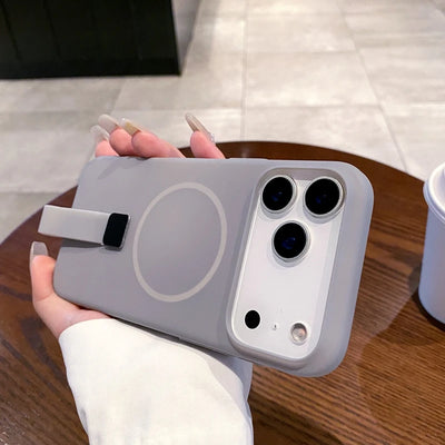 Luxury Magsafe With Hand Strap Phone Case For iPhone 17 Air 16 15 14 13 12 11 Pro Max Magnetic Bumper Liquid Silicone Cover