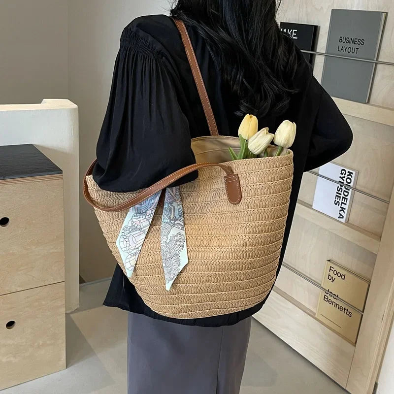 Large Capacity Straw Woven Bucket Tote Bag Commute Casual Beach Vacation Small Niche Design Polyester Lining Neutral Minimalist