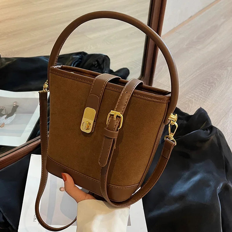 Fashionable Retro Bucket Handbag Women's Crossbody Bag Matte Finish Versatile Autumn New Style Small Bag Popular This Year