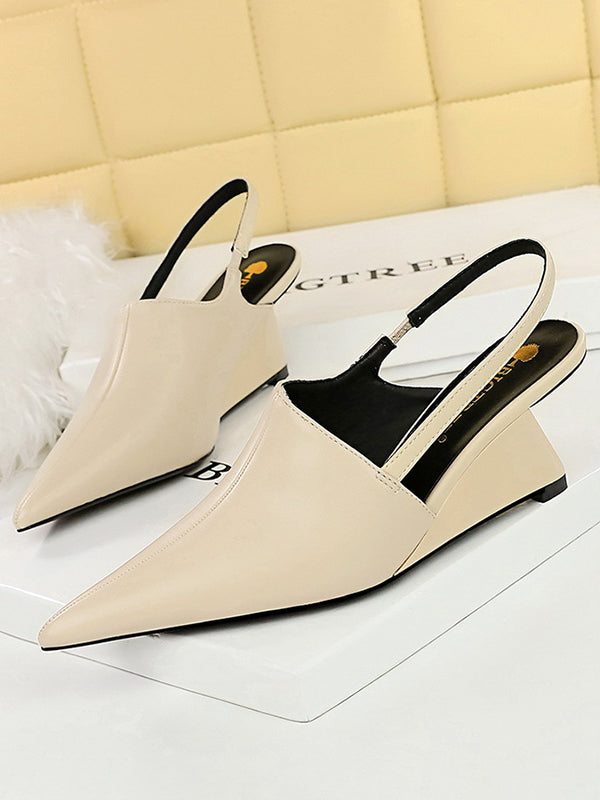 Pointed-Toe Split-Joint Pumps