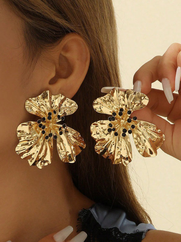 Flower Shape Drop Earrings
