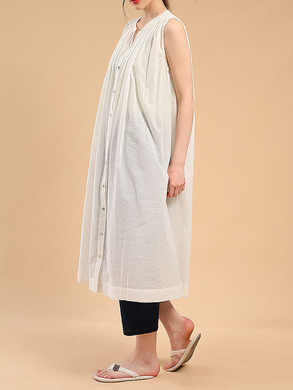 Loose Sleeveless Pleated See-Through Round-Neck Midi Dresses